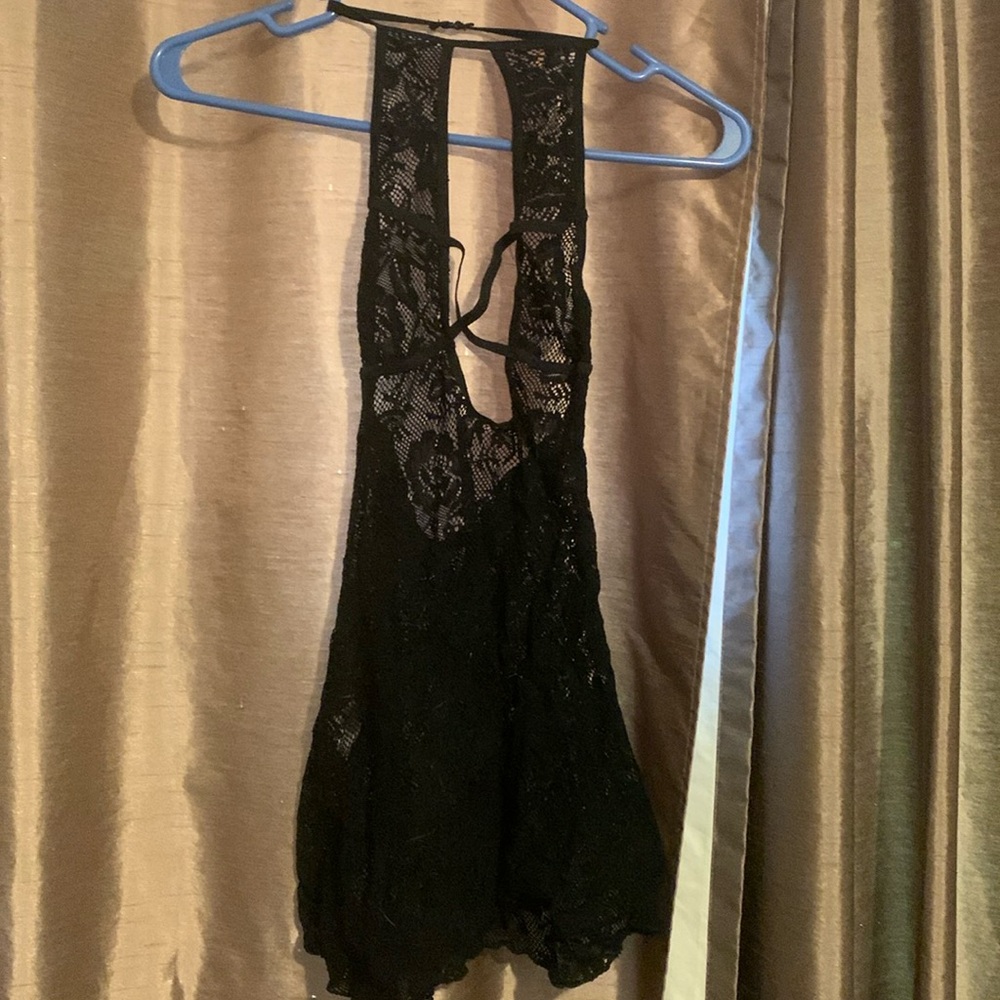 Backless lingerie top